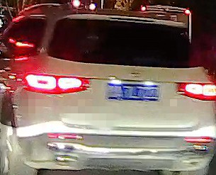 DbA9Xj.jpg
