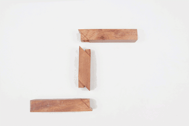 DXQTk8.gif