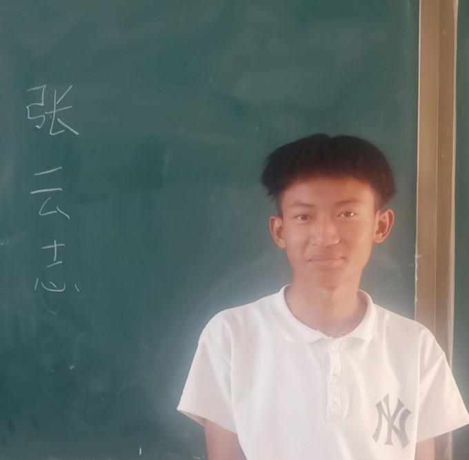 cLlrbn.jpg