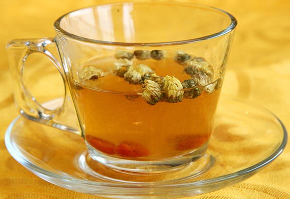 %title插图%num 菊花茶