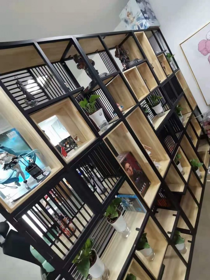 郭哲和杜剑鑫同学所在公司环境