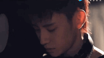 hKk1KK.gif