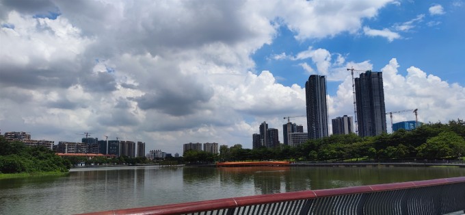 4JqzLj.jpg