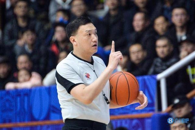 叶楠、魏国梁因在FIBA体测中作弊 国家级裁判员资格被撤销-幽兰花香